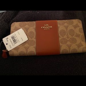 Coach wallet